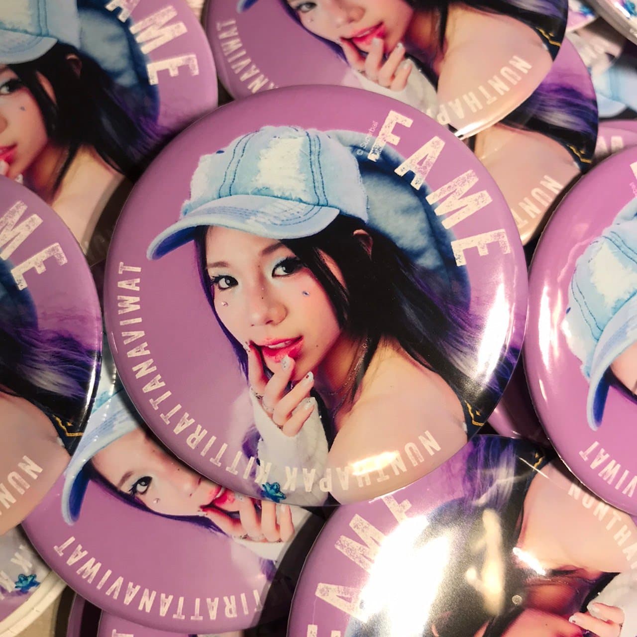 เข็มกลัด ตัวอย่างงาน 1